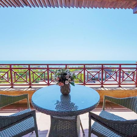 Sapphire Marine Hotel Баку Екстериор снимка