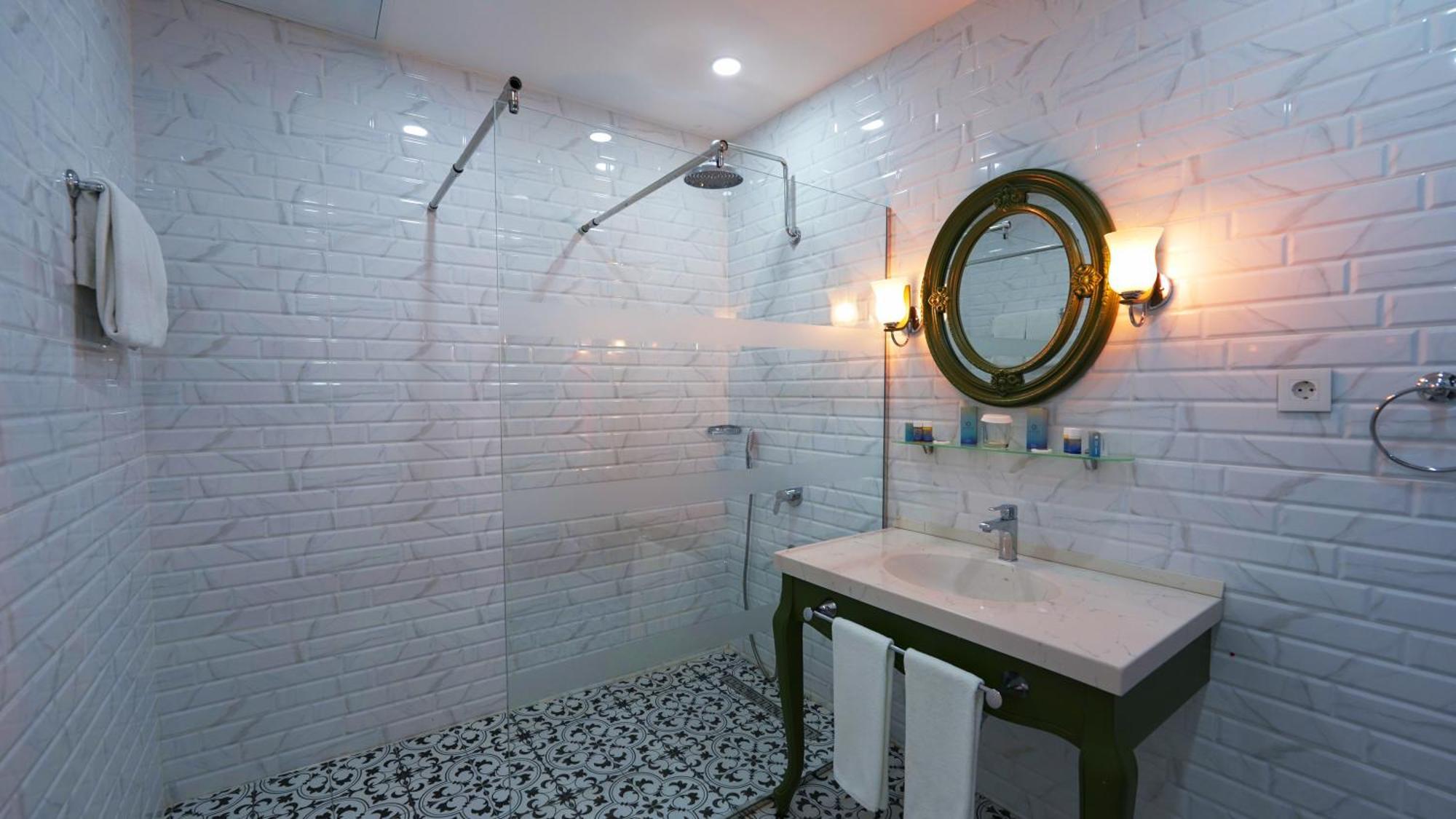 Sapphire Marine Hotel Баку Екстериор снимка